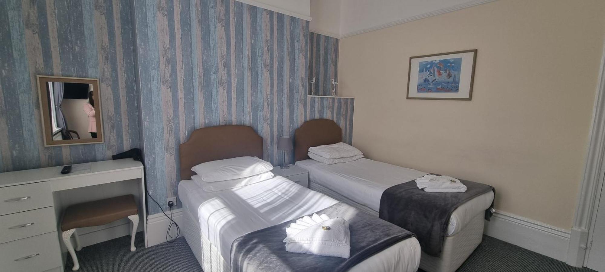 Hotel Royal Pier Sandown Exterior foto